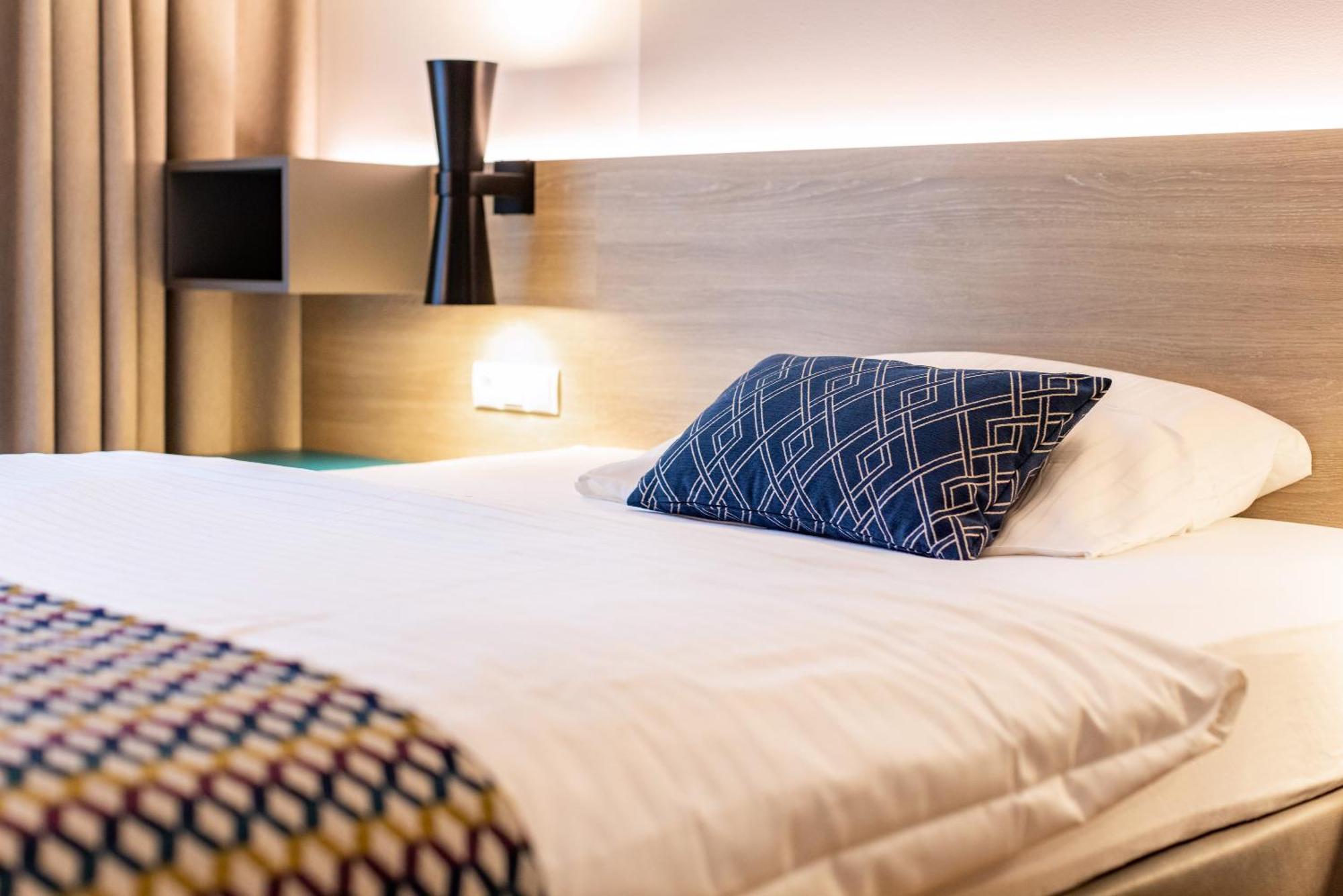 Best Western Plus Parkhotel Maximilian Отобойрен Екстериор снимка